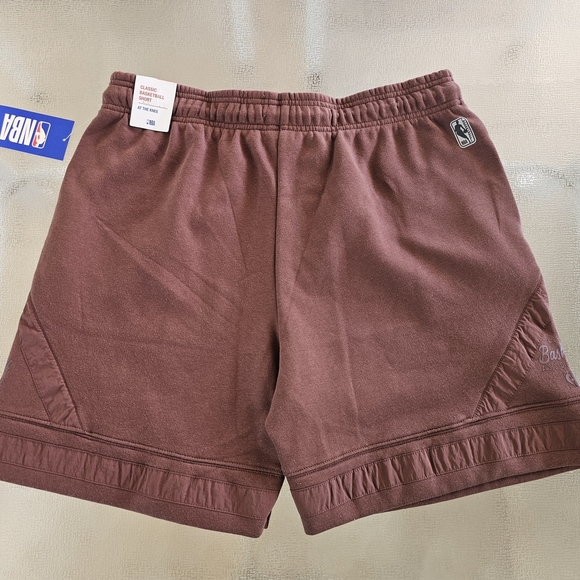 NBA Men's Classic Brown Shorts XL | Retro Sporty Streetwear Athleisure - Picture 2 of 10
